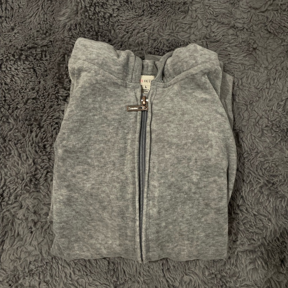 zipup hoodie